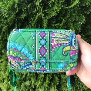 Vera Bradley Wallet Wristlet - Quilted Green
